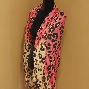 Vintage Oversized Steve Madden Leopard Print Scarf